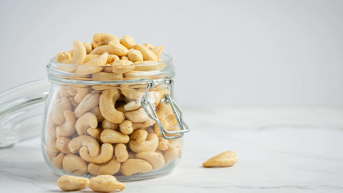 Cashewnuts: இவங்க எல்லாம் முந்திரி சாப்பிடக்கூடாது - ஏன் தெரியுமா?