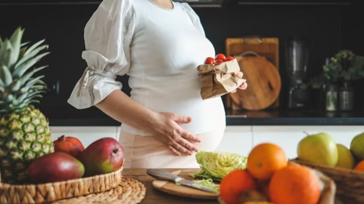 Healthy Pregnancy Foods: கர்ப்பிணி பெண்கள் குளிர்காலத்தில் கட்டாயம் எடுத்துக் கொள்ள வேண்டிய உணவுகள் இதுதான்.!