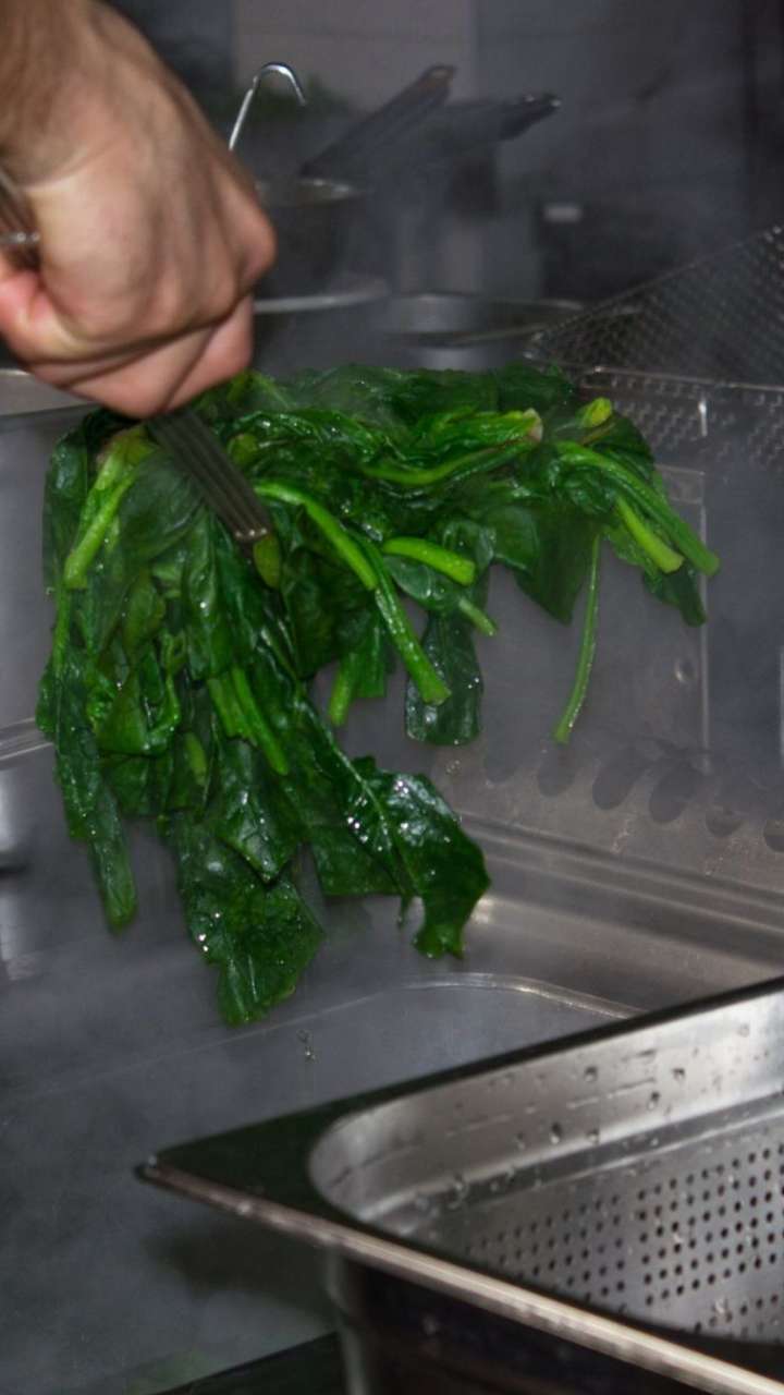 Is boiled spinach good for diabetics?