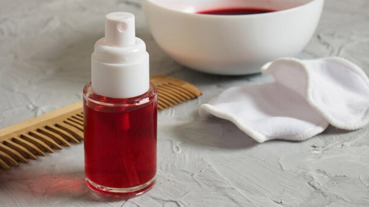 Hibiscus Oil For Hair: Benefits Of Hibiscus Oil And How To Make It At Home